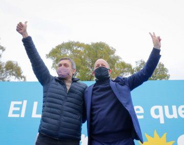Máximo Kirchner y Martín Insaurralde en el encuentro del Frente de Todos en Lomas de Zamora