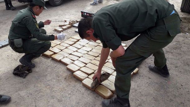 Secuestraron más de 100 kilos de cocaína escondidos en una camioneta
