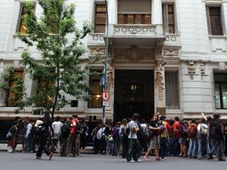 COLEGIO CARLOS PELLEGRINI