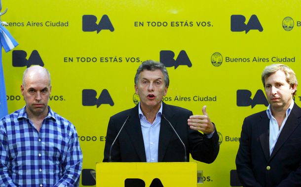 Macri volvió a vetar leyes y despertó críticas opositoras