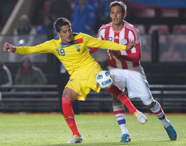 Ecuador goleó a Paraguay y se afianza en las Eliminatorias