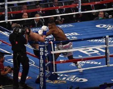 VIDEO: El terrible nocaut con el que un argentino perdió el título mundial