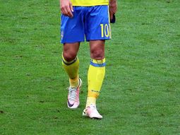 dos pesos pesados, juntos: ibrahimovic jugara en el equipo de mourinho dos pesos pesados, juntos: ibrahimovic jugara en el equipo de mourinho