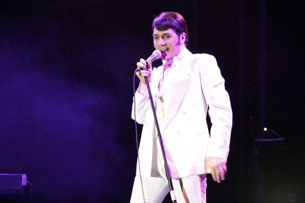 La furia de Fernando Samartín con la biopic de Sandro de Telefe