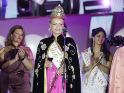 a pesar de la crisis en el sector, este viernes empieza la fiesta de la vendimia en mendoza a pesar de la crisis en el sector, este viernes empieza la fiesta de la vendimia en mendoza