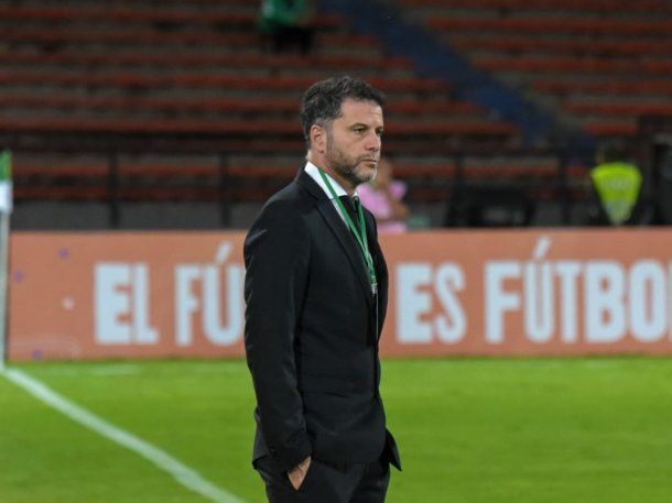 Rodolfo De Paoli dejó de ser el director técnico de Patronato