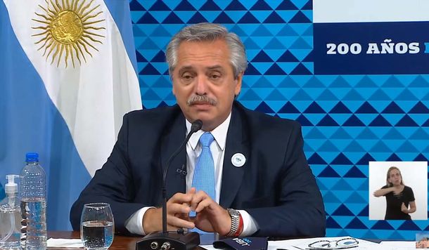 Alberto Fernández inauguró un ciclo de actividades por los 200 años de la UBA