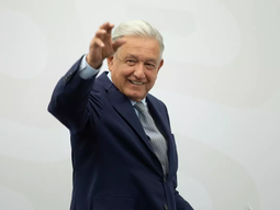 Andrés Manuel López Obrador se convierte en el 2018 en el 65° presidente de México. Andrés Manuel López Obrador se convierte en el 2018 en el 65° presidente de México.