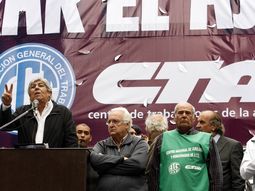 camioneros se reune y podria anunciar medidas de fuerza camioneros se reune y podria anunciar medidas de fuerza