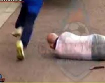 Un periodista de El Chiringuito fue hospitalizado tras ser alcanzado por un toro en una corrida