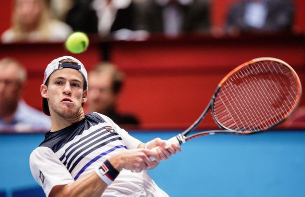 Schwartzman fue eliminado en Paris, pero dejó lo que sin dudas será la jugada del año