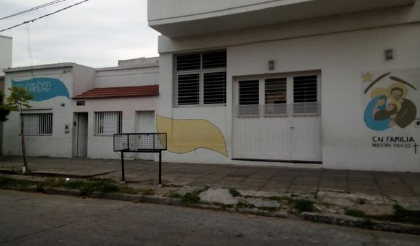 Hicieron una amenaza de bomba en un colegio y ahora deberán pagarle 60 mil pesos