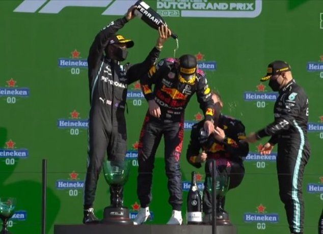Verstappen ganó en Países Bajos de punta a punta y es el nuevo líder de la Fórmula Uno