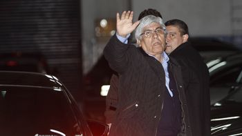 moyano: mas peronistas se alejaran al sentir el olor a cala moyano: mas peronistas se alejaran al sentir el olor a cala