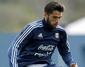 Martino diagrama el equipo: Mas se asegura un lugar entre los 11 elegidos