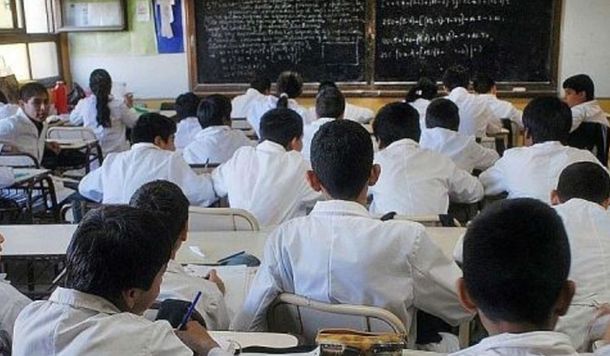 Por la pandemia, aprobar este ciclo lectivo no implicará acreditar todo el grado