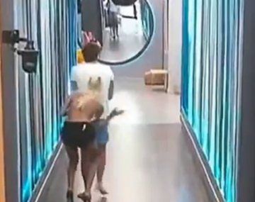 Polémica en Gran Hermano: Camila le tocó la cola a Marcos
