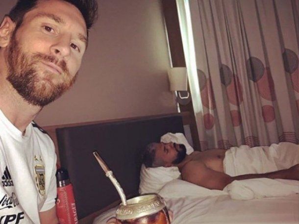 El Kun Agüero se quedó en la concentración y dormirá en la pieza con Lionel Messi