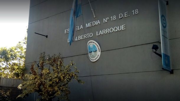 Voto drástico: orinó en las boletas para expresar su descontento en el cuarto oscuro