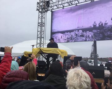 Alejandro Lerner cantó en Ushuaia por los combatientes de Malvinas