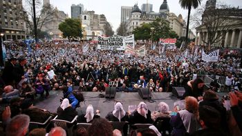 Multitudinaria marcha por la aparición de Maldonado Multitudinaria marcha por la aparición de Maldonado