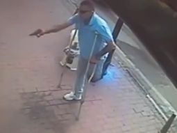 video: fue a matar a una persona pero le fallo el arma video: fue a matar a una persona pero le fallo el arma