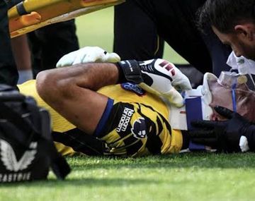 Emiliano Martínez se legionó y fue operado.