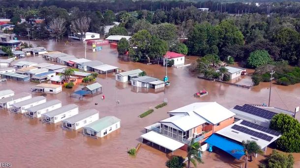 Australia sufre las peores inundaciones en décadas: miles de evacuados y daños en cientos de casas
