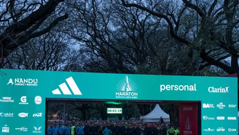 se corre la maraton de buenos aires: las demoras en el transito y los cortes se corre la maraton de buenos aires: las demoras en el transito y los cortes