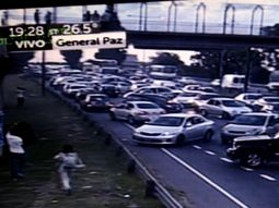 hubo caos en la general paz por una protesta hubo caos en la general paz por una protesta