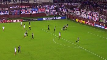 Andrada salió con virulencia y Merlini terminó cayendo Andrada salió con virulencia y Merlini terminó cayendo