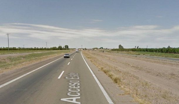 Mendoza: un adolescente manejó borracho, chocó 5 autos y atropelló a una mujer