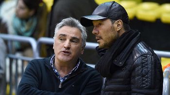 Julio Lamas, entrenador de San Lorenzo, junto a Tinelli, vice del club de Boedo Julio Lamas, entrenador de San Lorenzo, junto a Tinelli, vice del club de Boedo
