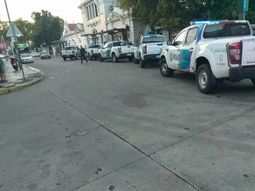 brutal pelea en la estacion de quilmes: apunalaron a un hombre y hay cuatro detenidos brutal pelea en la estacion de quilmes: apunalaron a un hombre y hay cuatro detenidos