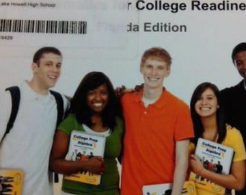 La web explotó con la foto de este libro de álgebra