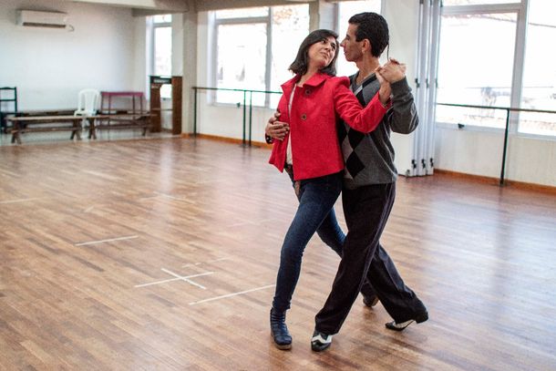 Hace cuatro años perdió su trabajo y se dedicó al tango: ahora representará al país en un certamen en China