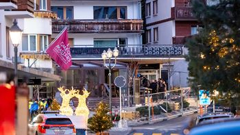 hablaron los sobrevivientes de la tragedia de ano nuevo en suiza: la gente corria y gritaba... hablaron los sobrevivientes de la tragedia de ano nuevo en suiza: la gente corria y gritaba...