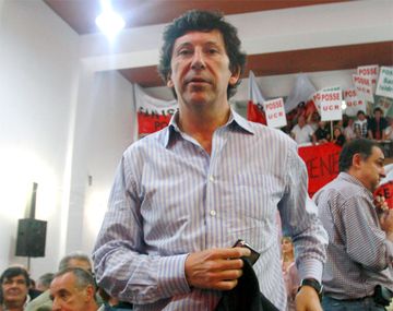 Scioli no divide pero tampoco enfrenta a Cristina