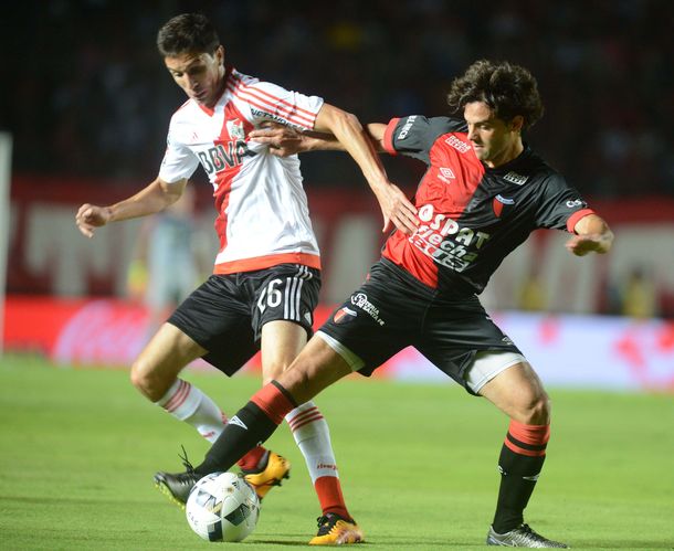 River perdió la cabeza y Colón le dio una lección de fútbol en Santa Fe