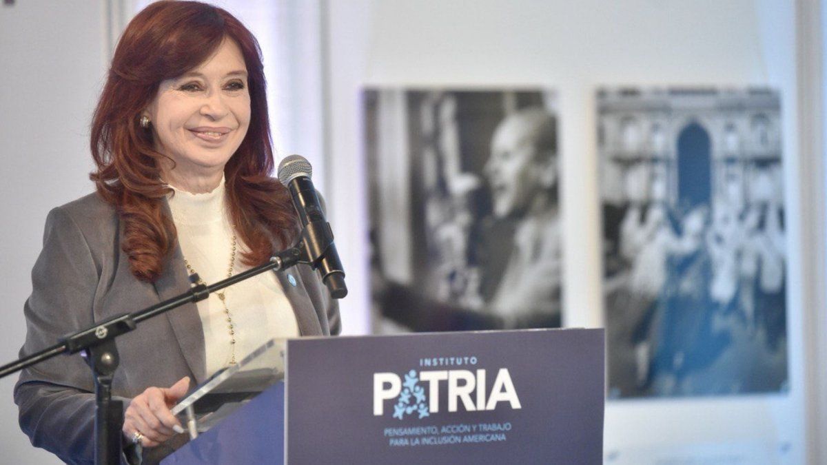 Cristina Kirchner reaparecerá en una charla sobre política de América Latina