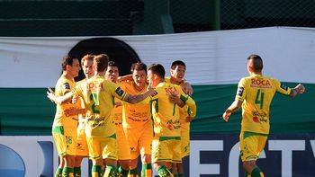 defensa supero 3 a 2 a banfield y consiguio su primer triunfo en la a defensa supero 3 a 2 a banfield y consiguio su primer triunfo en la a