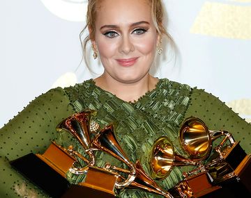Adele fue la gran ganadora de los Grammy