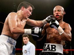 Carlos Baldomir, bajo una muy fuerte acusación Carlos Baldomir, bajo una muy fuerte acusación