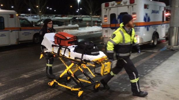 Un avión con destino a Milán fue desviado a Canadá con varios heridos