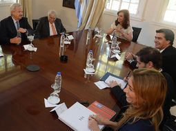 la presidenta hizo hincapie en que mantengamos los precios la presidenta hizo hincapie en que mantengamos los precios