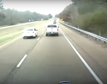 Violento choque entre condutores imprudentes en Misispi