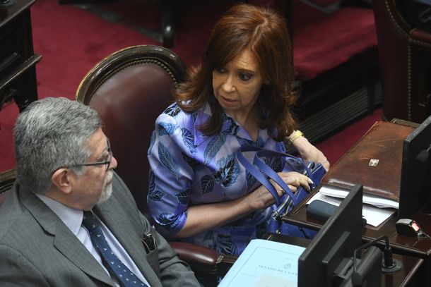 Causa Hidrovía: piden la indagatoria a Cristina Kirchner por irregularidades