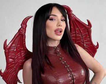 El sensual disfraz de La Joaqui para Halloween: la reacción de Luck Ra 