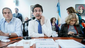 sileoni: hay que hacer un calendario de emergencia sileoni: hay que hacer un calendario de emergencia