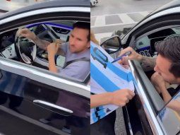 Siempre dispuesto: el momento viral de Messi con dos hinchas gracias a un semáforo en rojo